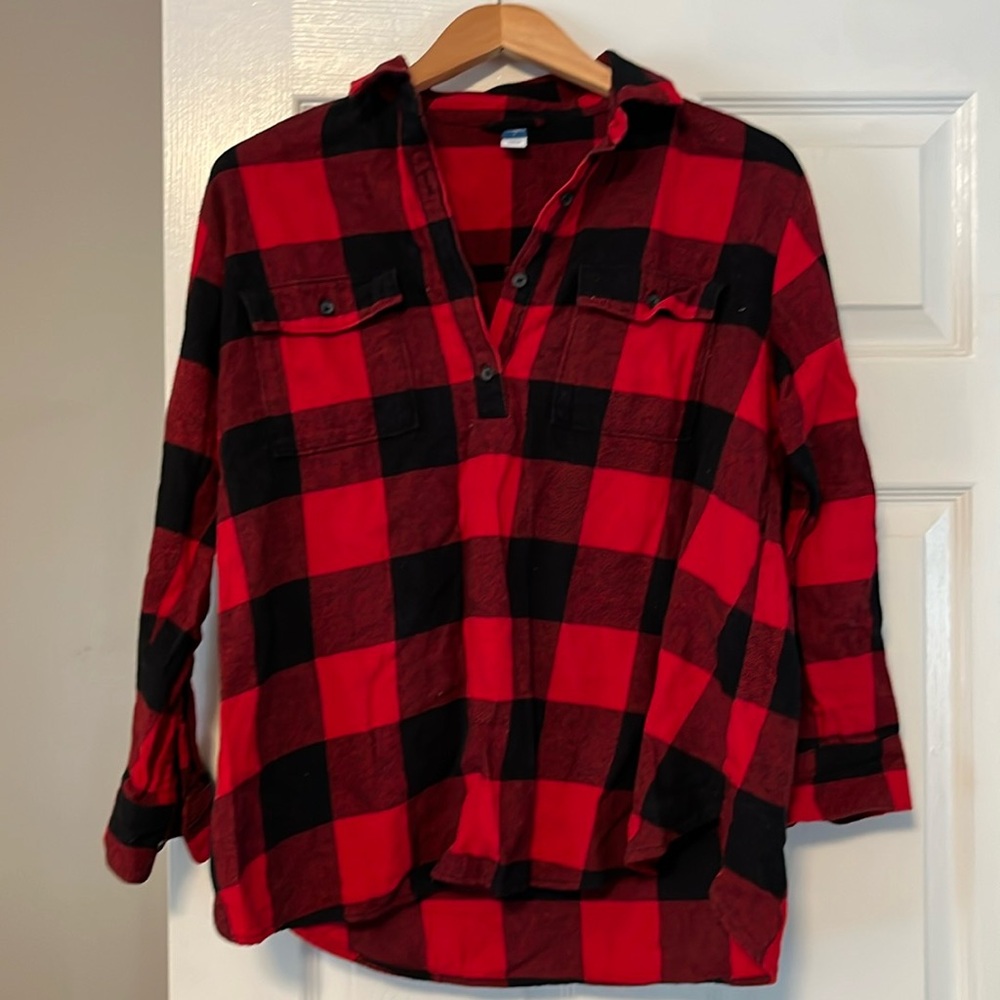 Old Navy Flannel Maternity Top